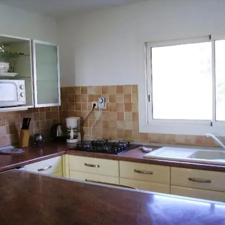 With One Bedroom In With Wonderful Sea View Furnished Balcony And Wifi 3 Km From The Beach Toulon
